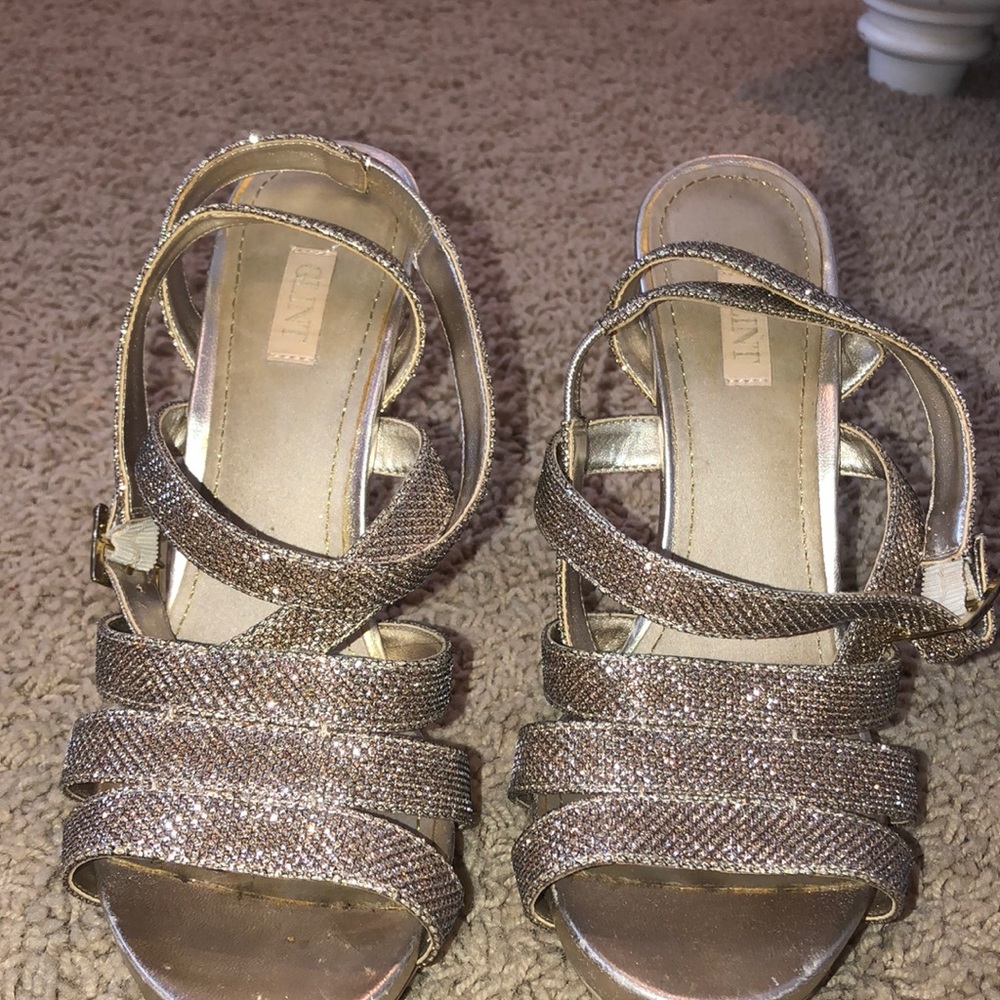 Glint heels